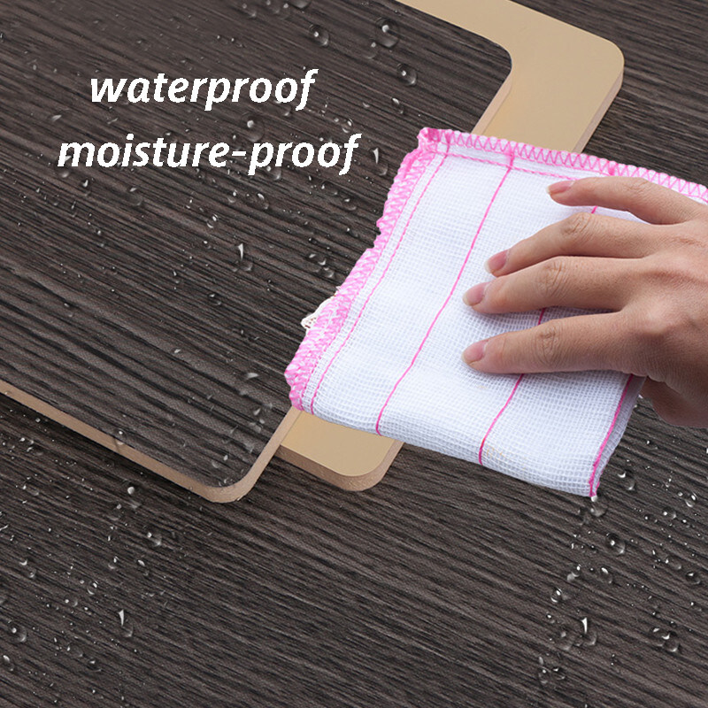 Los paneles de pared decorativos del tablero de yeso del PVC del grano 1220m m de madera plana de la prueba impermeable y del moho