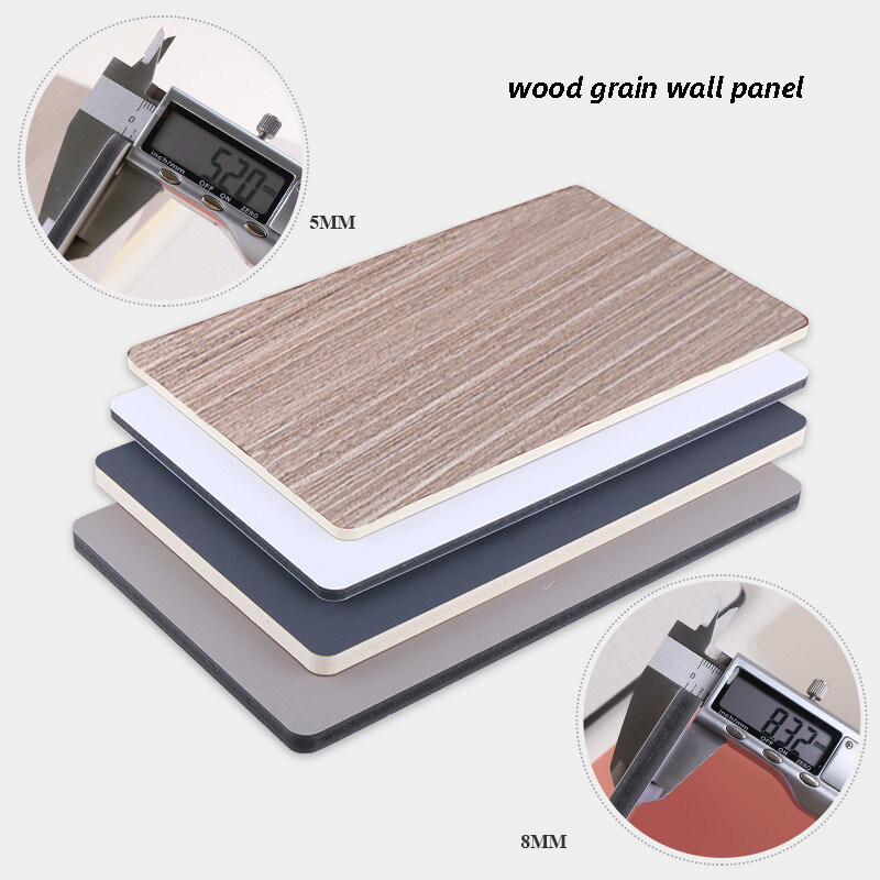 Los paneles de pared decorativos del tablero de yeso del PVC del grano 1220m m de madera plana de la prueba impermeable y del moho