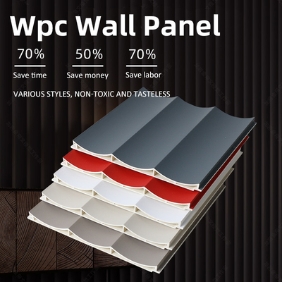 El panel de pared compuesto plástico del revestimiento de WPC de madera de madera antibacteriana del panel