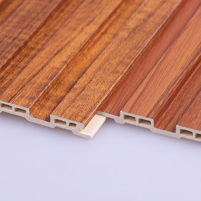 El panel de madera de bambú 1220*2440*5m m del listón de la termoplástica WPC del carbón de leña