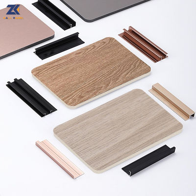 los paneles decorativos del aislamiento de la pared interior del PVC de madera 8m m de bambú del carbón de leña de 5m m
