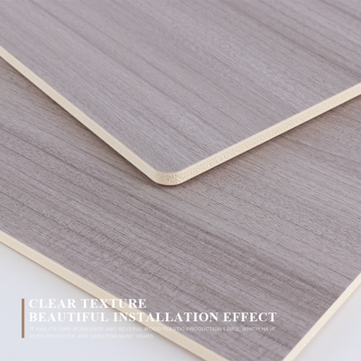 Los paneles de pared de bambú modificados para requisitos particulares interiores de la chapa de madera del carbón de leña del grano de madera impermeable