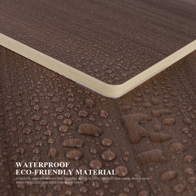 La fábrica modificó los paneles de pared para requisitos particulares de madera respetuosos del medio ambiente de la chapa de madera del grano