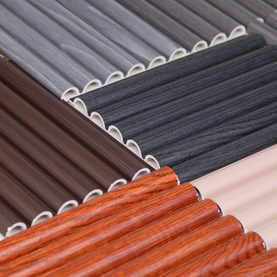 tablero plástico de madera del arco del PVC del panel de pared de la decoración interior de 15m m