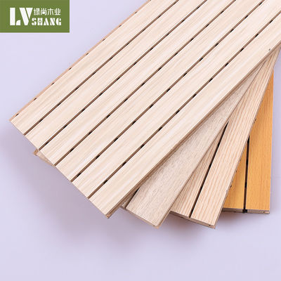 La corrección sana acústica del panel de pared del PVC de WPC artesona ISO9001